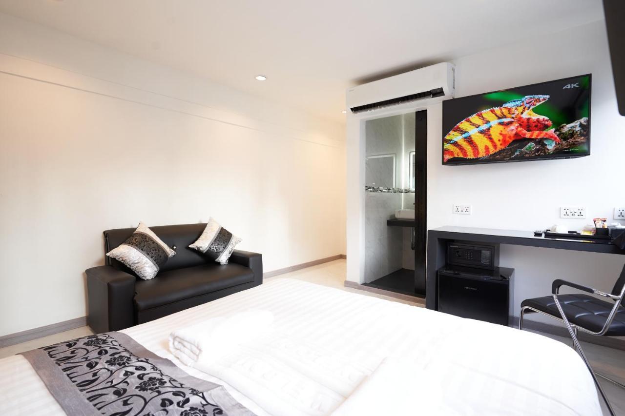 Thonglor Suites Hotel Bangkok Luaran gambar