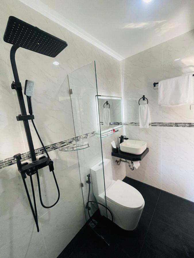 Thonglor Suites Hotel Bangkok Luaran gambar