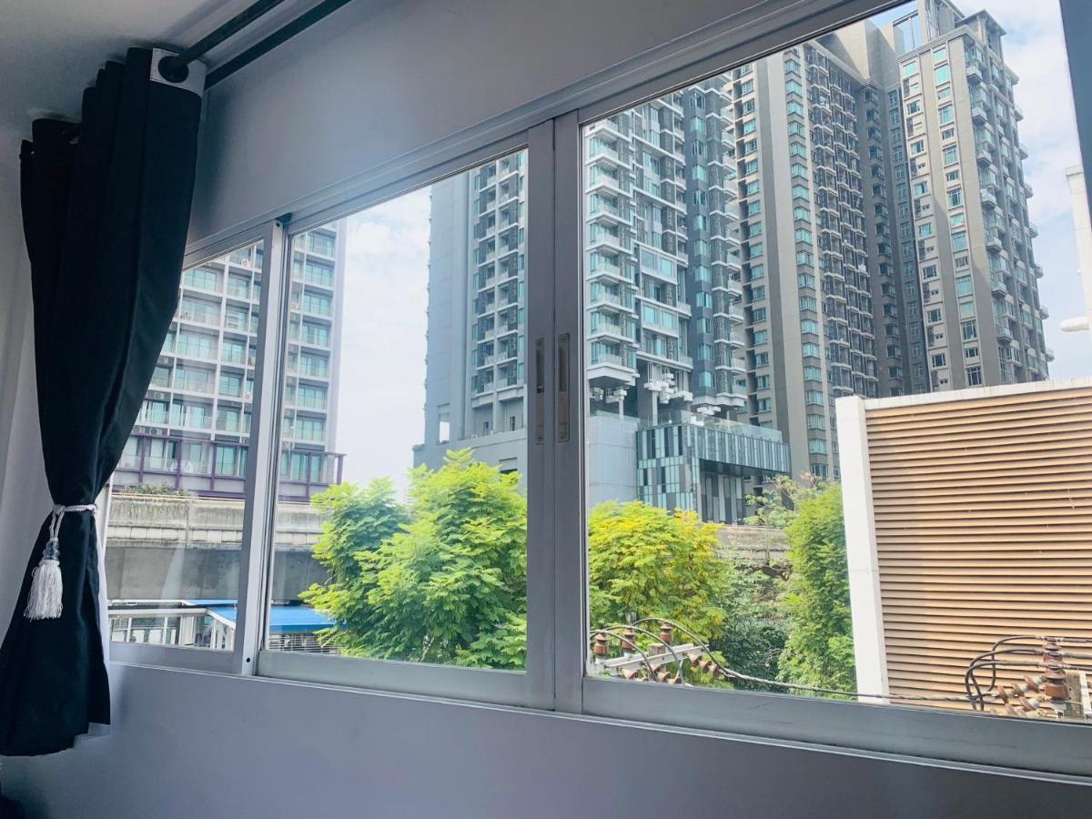 Thonglor Suites Hotel Bangkok Luaran gambar