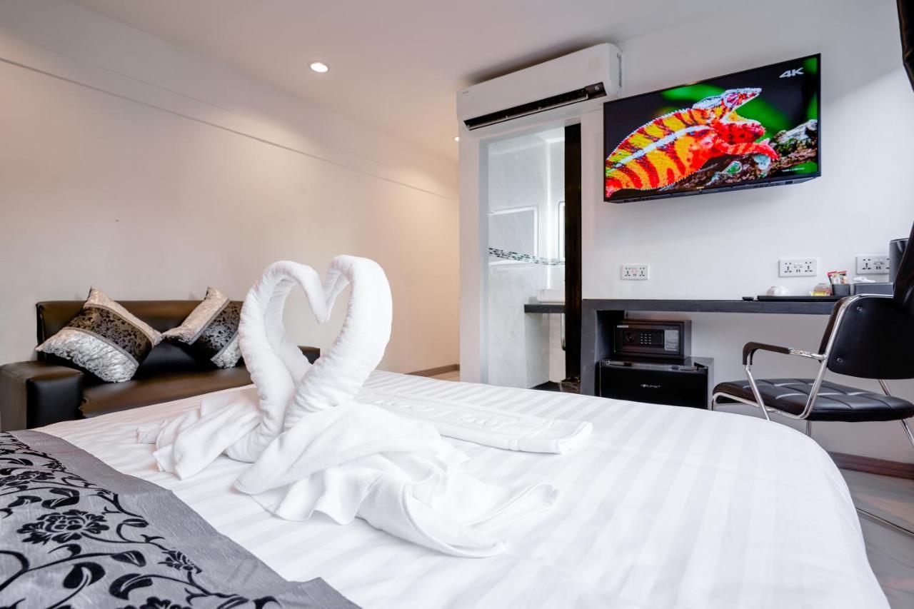 Thonglor Suites Hotel Bangkok Luaran gambar
