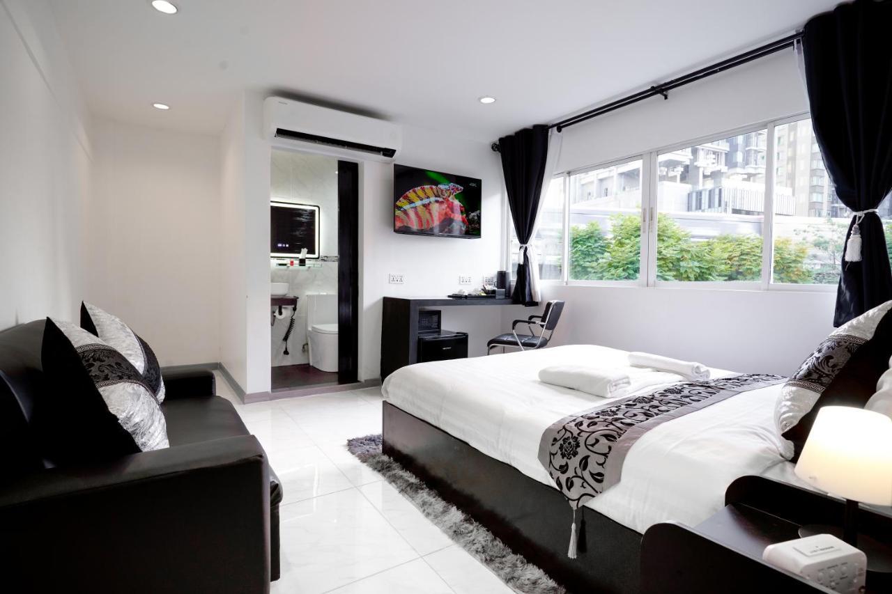 Thonglor Suites Hotel Bangkok Luaran gambar
