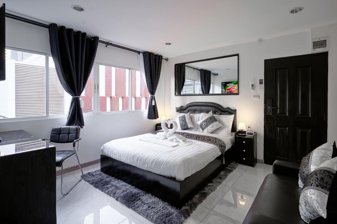 Thonglor Suites Hotel Bangkok Luaran gambar