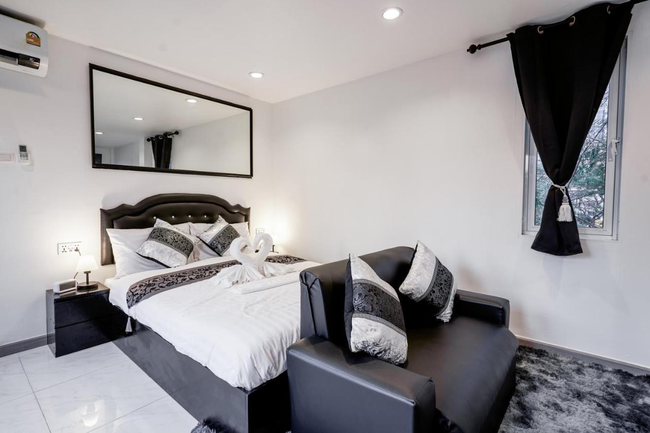 Thonglor Suites Hotel Bangkok Luaran gambar